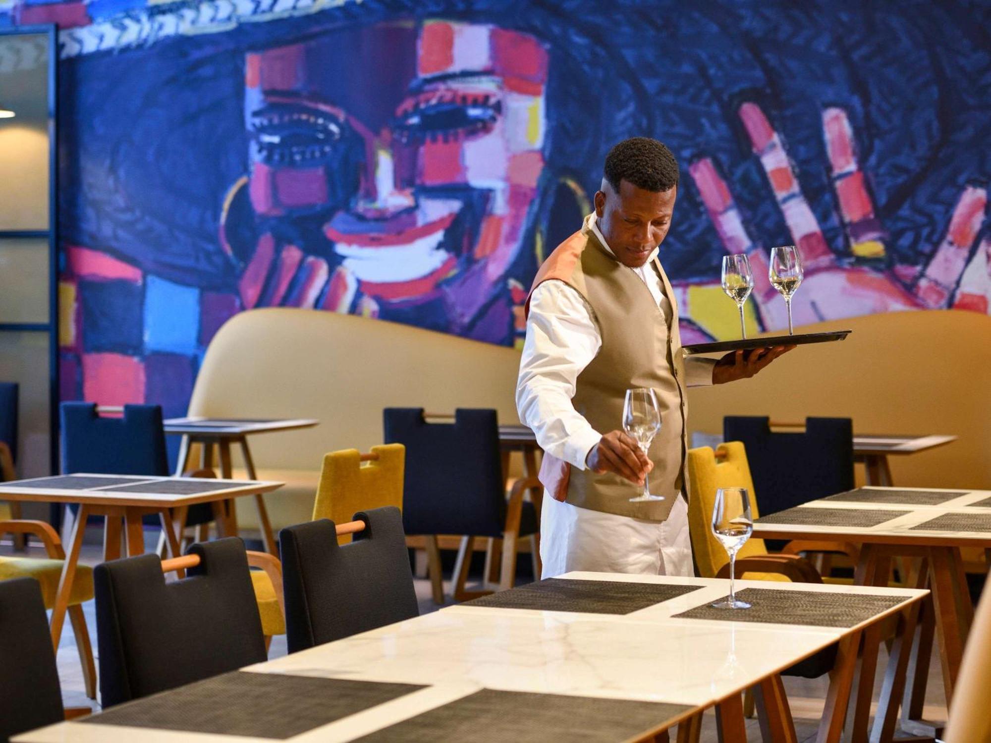 Moevenpick Hotel Abidjan Luaran gambar