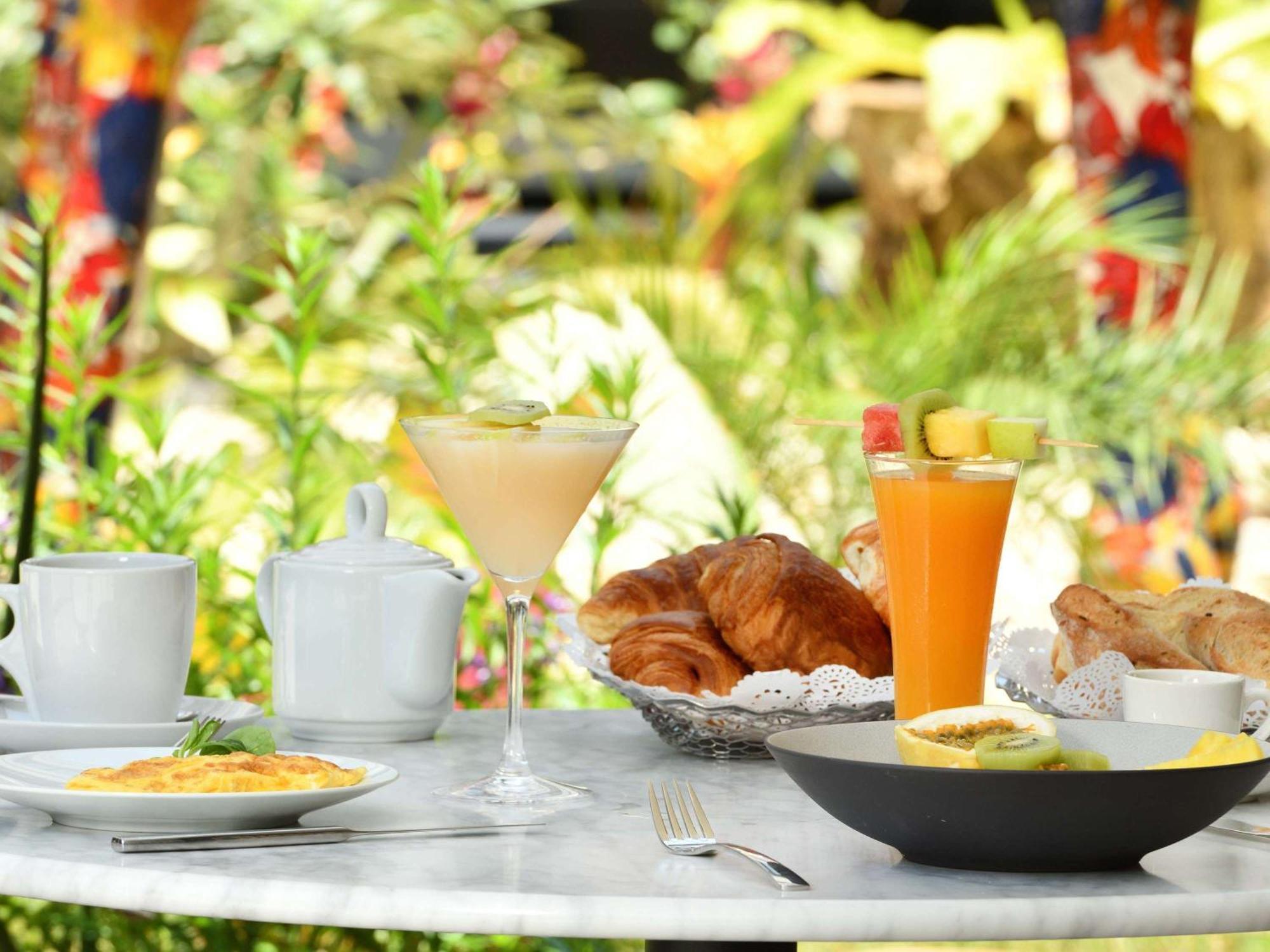 Moevenpick Hotel Abidjan Luaran gambar